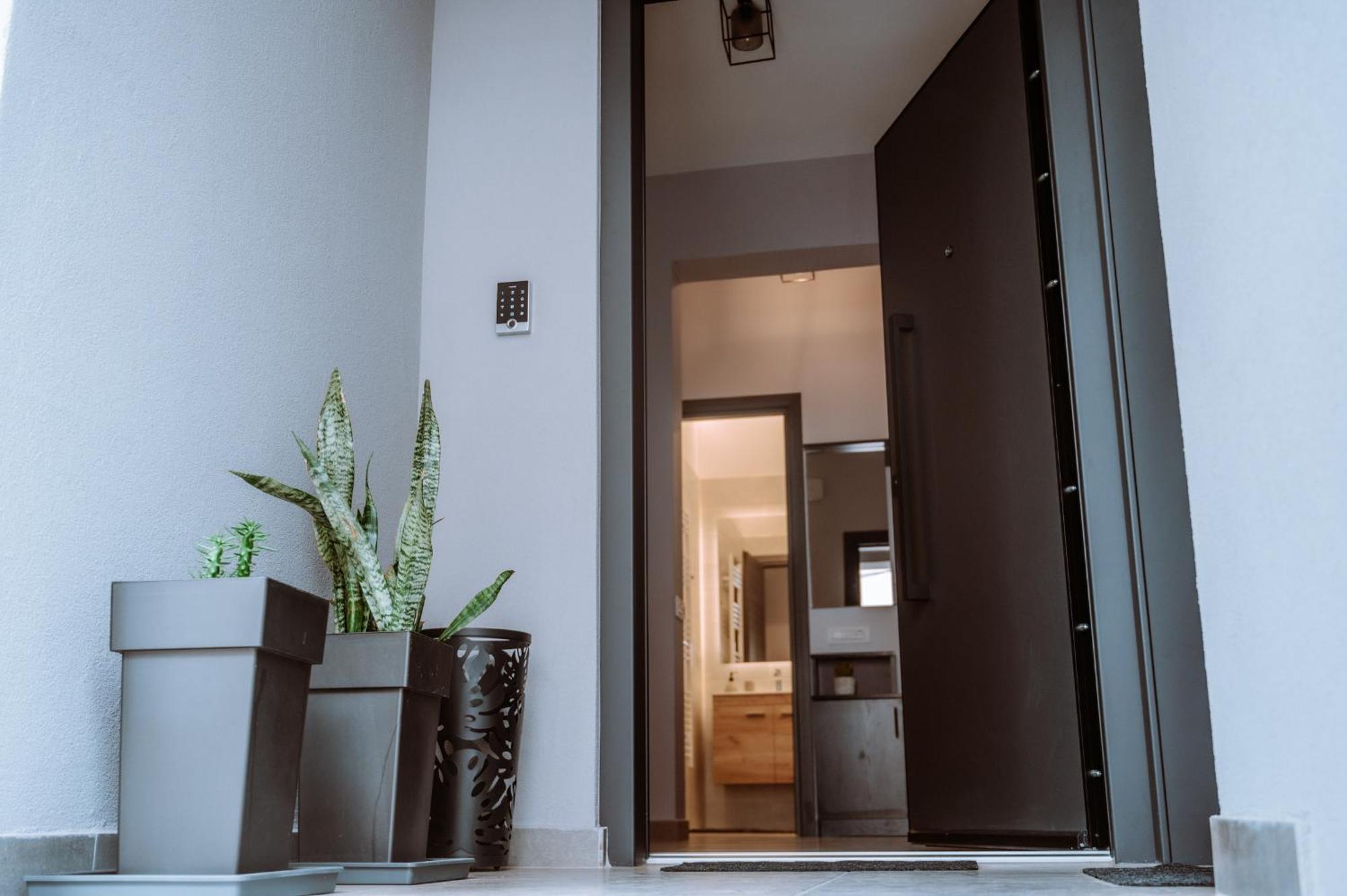 Louisa Luxury Apartments プレベザ エクステリア 写真